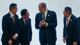 Der russische Außenminister Sergej Lawrow warnte in Laos vor einer „eskalierenden Konfrontation“ in Südostasien.