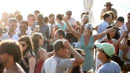 Der Ferienort Hvar in Kroatien hat vor allem in der Vergangenheit viele Party-Urlauber angezogen. (Archivfoto)
