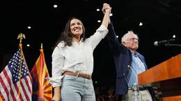 Alexandria Ocasio-Cortez ist am Wochenende gemeinsam mit Sanders aufgetreten. (Archivbild)