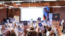 Eine große Mehrheit der Delegierten stimmte für die Resolution.