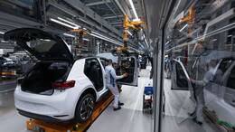 Der Volkswagen-Konzern verlängert die Produktion des Modells ID.3 an seinem sächsischen Standort bei Zwickau über 2027 hinaus.