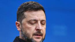 Wolodymyr Selenskyj hat eine schwierige Lage in Pokrovsk sowie eine massive Unterlegenheit seiner Truppen eingeräumt.