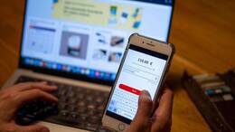 Auch die Verbreitung von Online-Banking führt laut Bundesbank dazu, dass immer mehr Filialen schließen. (Symbolbild)