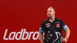 Der deutsche Dartprofi Max Hopp kämpft um seine Form und Priorisierung im Profisport.