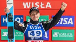 Skispringen: Domen Prevc führt derzeit die Weltcup-Gesamtwertung an.