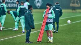 Zwei Rückkehrer und Gesprächsbedarf im Training des SV Werder Bremen vor dem Bundesliga-Heimspiel gegen den FC Bayern - Impressionen im Video!