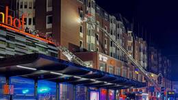 Die Feuerwehr war im Großeinsatz - es gab viele Schaulustige.