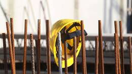 Schleswig-Holstein drohen Milliardeneinbußen bei der Wertschöpfung, weil zu wenige Arbeitskräfte zur Verfügung stehen. (Symbolbild)