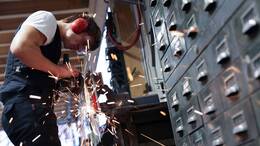 Schleswig-Holstein will Auszubildende mit einem Azubiwerk analog zum Studentenwerk unterstützen.