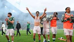 Werder Bremen gewinnt das Nordderby gegen den HSV mit 3:1 - und es darf gefeiert werden.
