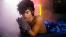 Prince - Ein Verlust, der noch immer schmerzt: Vor genau zehn Jahren, am 21. April 2016, starb Prince.